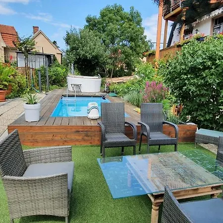 Apartman Mit Pool